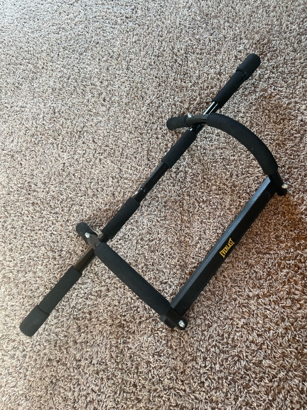 Everlast pull-up bar